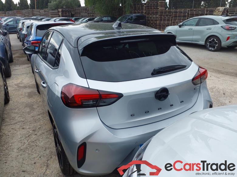 OPEL Corsa 1.2T XHT Hybrid eDCT6 S/S 136cv Automático GS #2