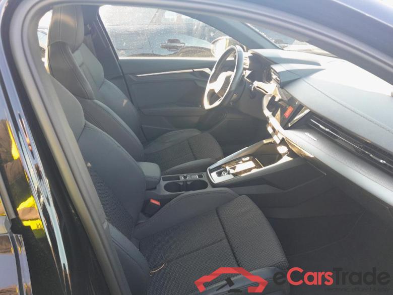 AUDI A3 / 2020 / 5P / berlina con portón Sportback S line 40 TFSI e 150kW S tron #6