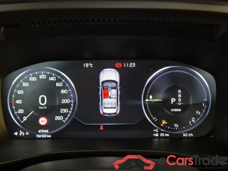 VOLVO XC40 / 2021 / 5P / SUV T5 RECHARGE PLUG-IN AUTO PLUS BRIGHT #4