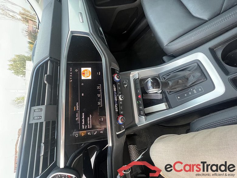 AUDI Q3 PHEV Attraction 45 TFSI e  180(245) kW(pk) S tronic #6