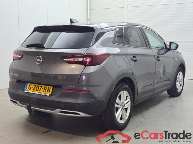 OPEL Grandland X 1.2 Turbo Business Executive #4