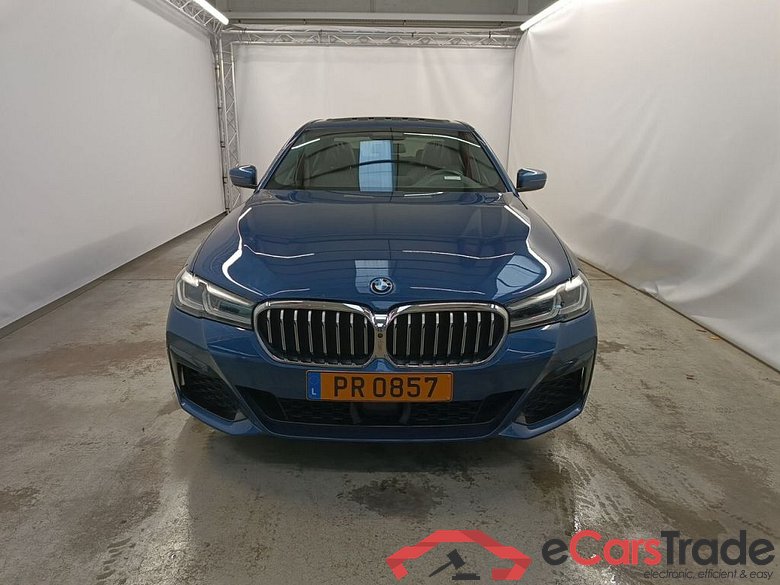 BMW 5 - 2020 545eXAS 286 PHEV 4d #5