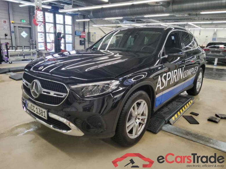 Mercedes-Benz GLC (BM 254)(06.2022->) DE - SUV5 GLC 200 EU6d, Avantgarde 4Matic (EURO 6d), 2022 - 2024 #1