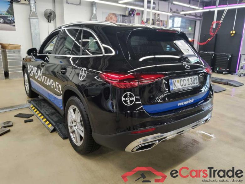Mercedes-Benz GLC (BM 254)(06.2022->) DE - SUV5 GLC 200 EU6d, Avantgarde 4Matic (EURO 6d), 2022 - 2024 #4