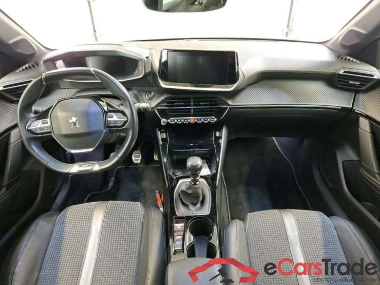 PEUGEOT 208 1.2 PureTech GT-Line #3