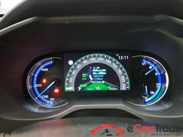 TOYOTA RAV4 / 2018 / 5P / CROSSOVER PLUG-IN 2.5 PHEV 306CV ECVT STYLE+ 4WD #4