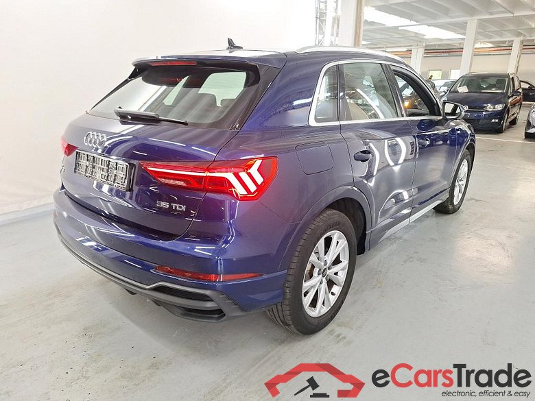 AUDI Q3 2.0 35 TDI S TRONIC S LINE BUSINESS EDIT #4