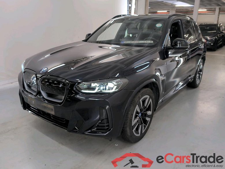 BMW IX3 80KWH AUTO