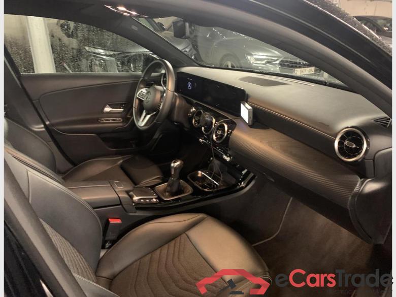 MERCEDES-BENZ A 180 Business Solution Essential #4
