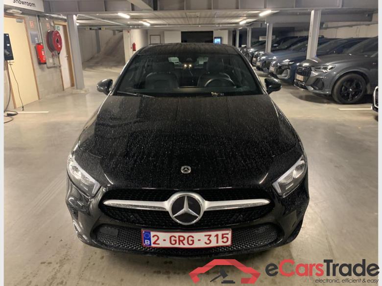 MERCEDES-BENZ A 180 Business Solution Essential #6