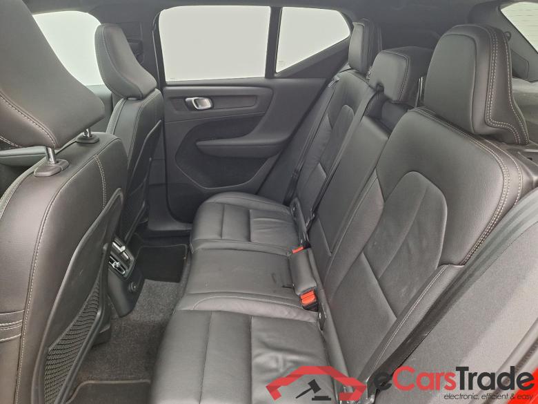 Volvo, XC40 '17, Volvo XC40 T5 Recharge Geartronic R-Design 5d #4