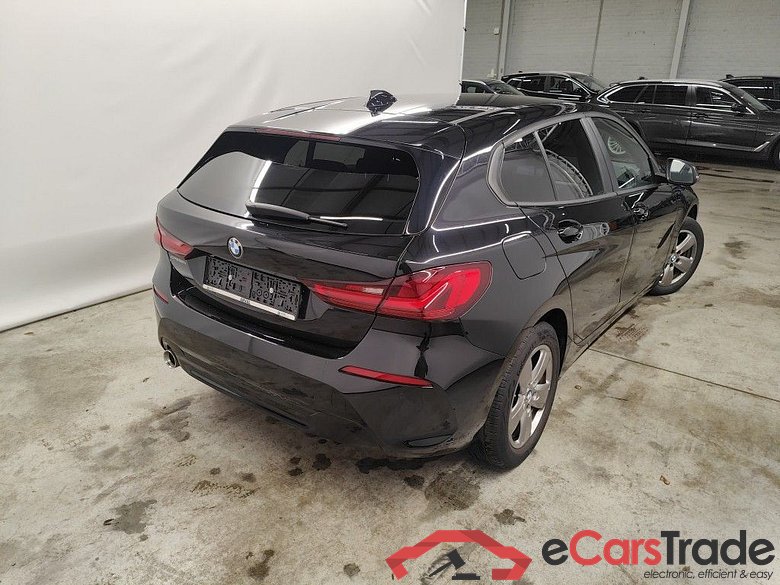 BMW 1 Reeks Hatch 116dA (85 kW) 5d #2