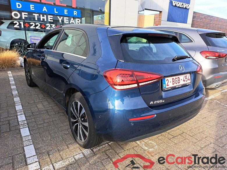 MERCEDES-BENZ A-Klasse 1.3 A 250 E DCT BUSINESS SOLUTION #3