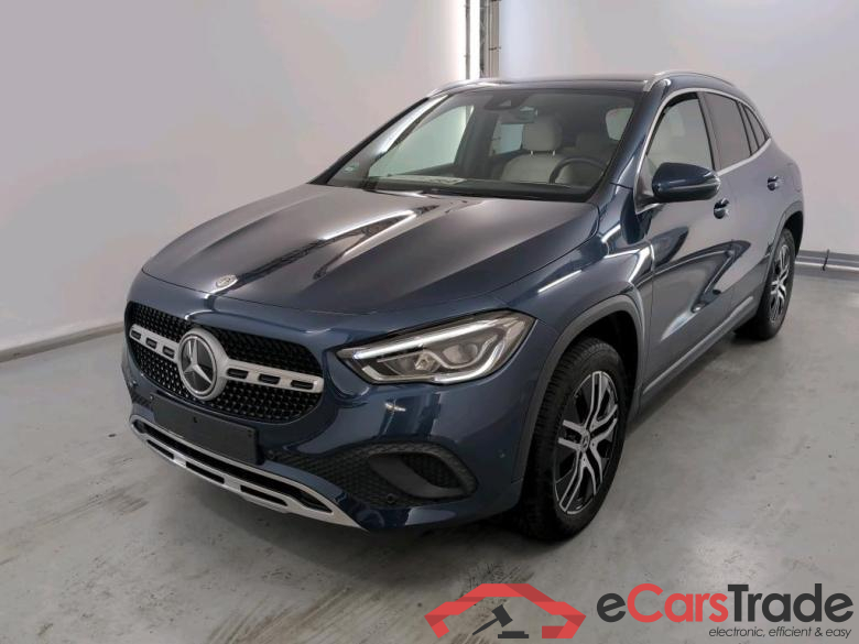 MERCEDES-BENZ GLA 1.3 GLA 250 E DCT BUSINESS SOLUTION