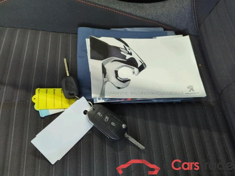 PEUGEOT 208 55 kW #6