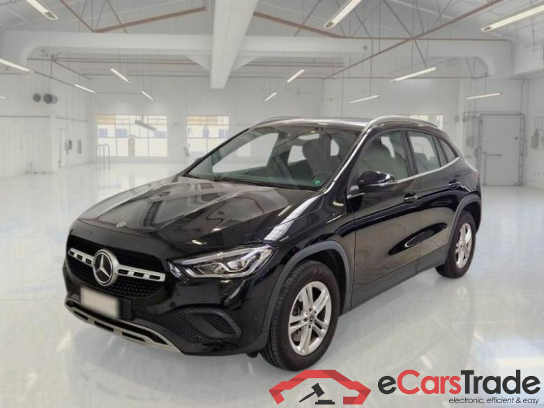 MERCEDES-BENZ GLA / 2020 / 5P / CROSSOVER GLA 250 E PLUG-IN HYBRID AUTO BUS EXTRA