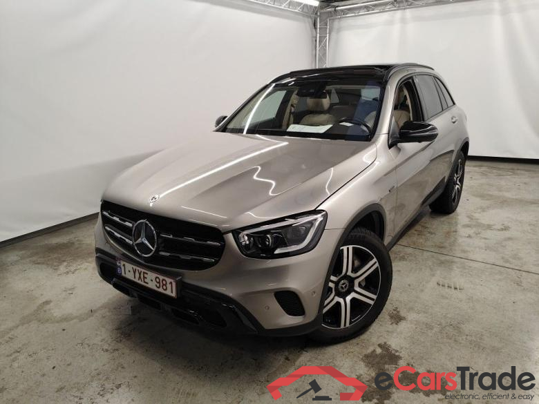 Mercedes-Benz GLC GLC 300 de 4MATIC 5d