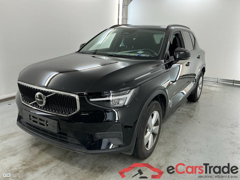 VOLVO XC40 2.0 B3 MHEV ESSENTIAL DCT