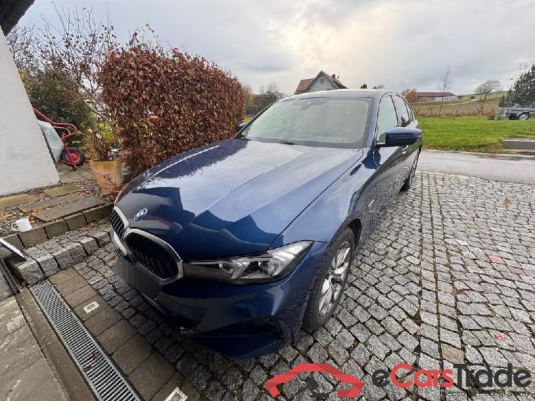 BMW 3er 330e Aut. 4d 135kW #1
