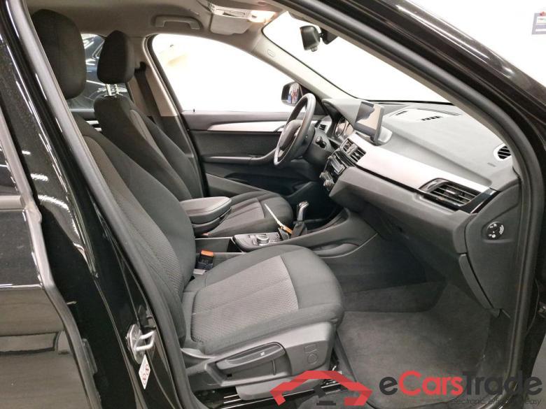 BMW - BMW X1 sDrive18i 136PK With Navigation & Head Up & PDC * PETROL * #3