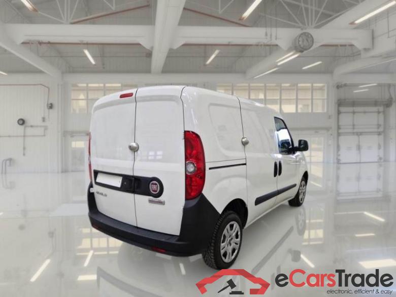 FIAT DOBLÒ CARGO / 2014 / 4P / VETT. FURGONATA CH1 LOUNGE 1.6 MJET 105CV E6D SeS #2