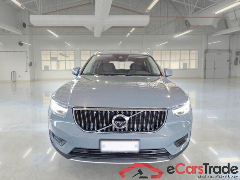 VOLVO XC40 / 2017 / 5P / SUV T4 PLUG-IN HYBRID AUTO RECH INSCRIP EXPR #6