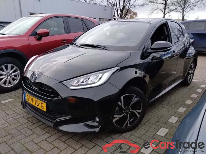 TOYOTA YARIS 1.5 Hybrid 115 First Edition
