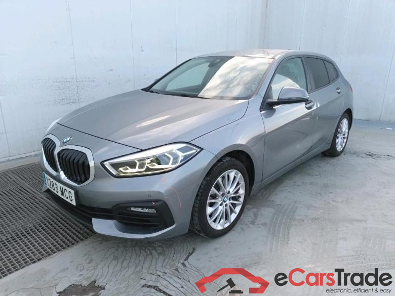BMW Serie 1 / 2019 / 5P / berlina con portón 118i Corporate Auto. (AC2)