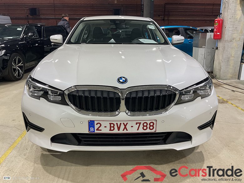 BMW 3-serie 2.0 320E BERLINE #2