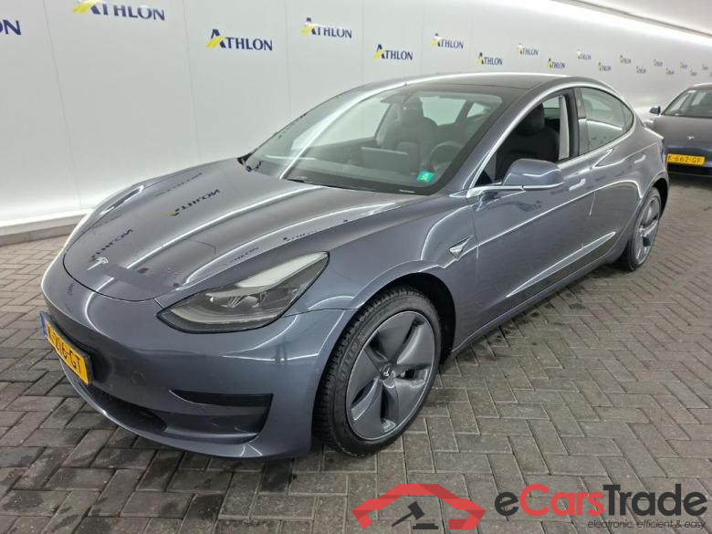 Tesla Model 3 Standard Range Plus RWD 4D 225kW