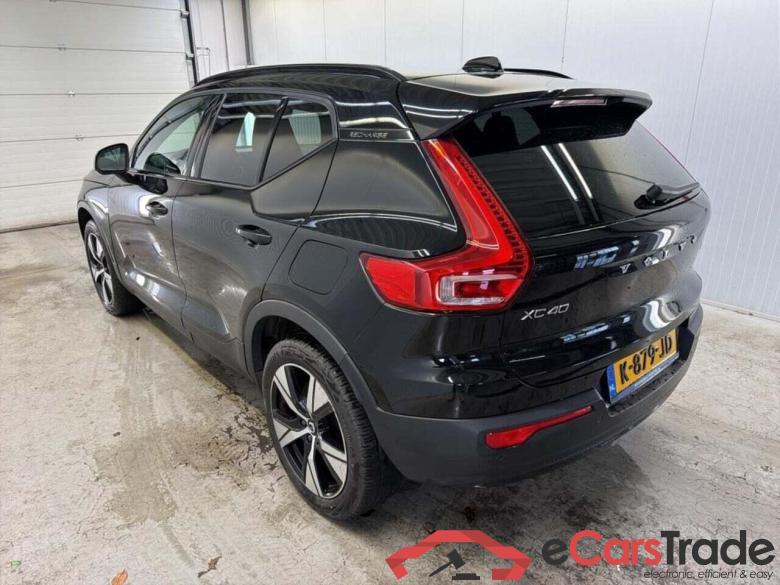 VOLVO XC40 Recharge P8 AWD RDes #6