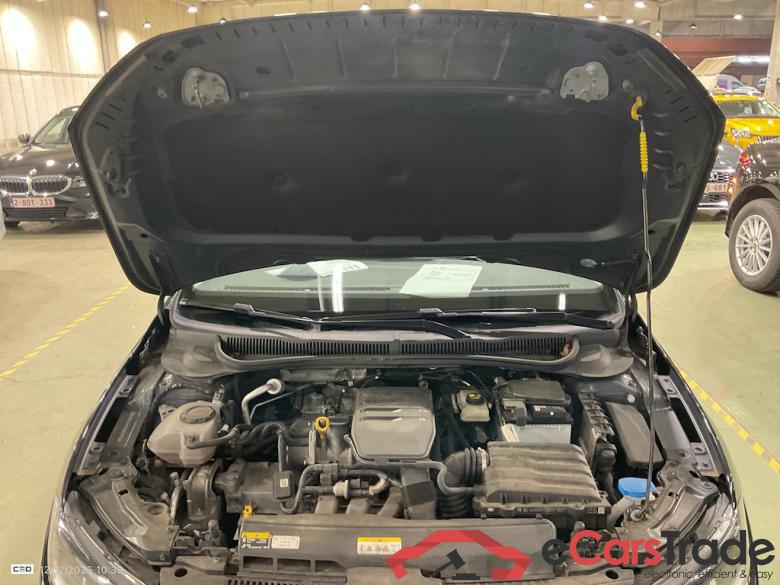 VOLKSWAGEN POLO 1.0 MPI #6