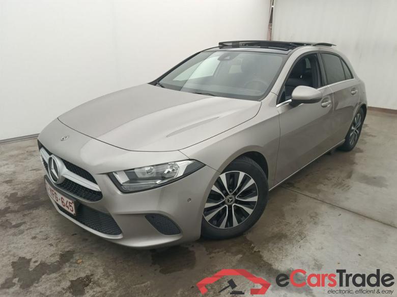 Mercedes-Benz A-Klasse A 180 d Business Solution Aut. 5d #1