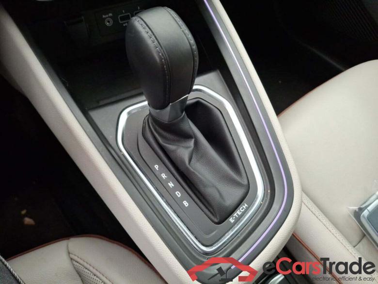 RENAULT CLIO 1.6 ET H 140 InParis #6