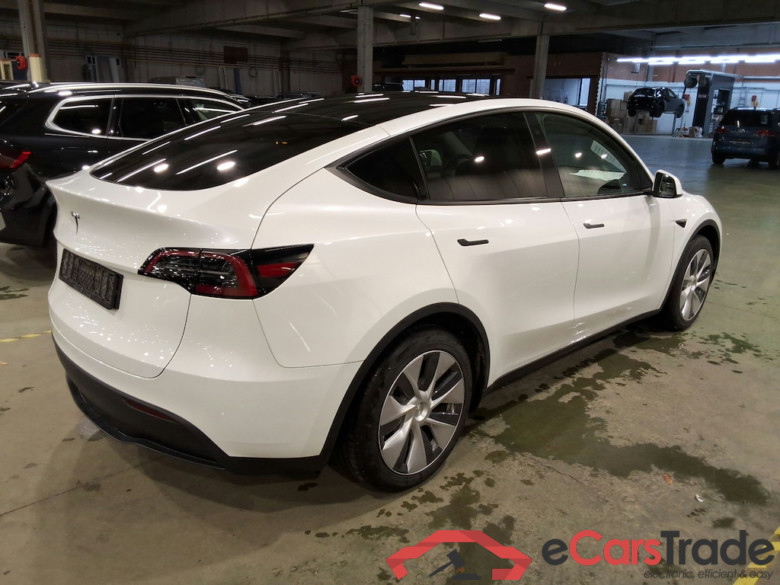 TESLA MODEL Y BEV AUTO RWD #4