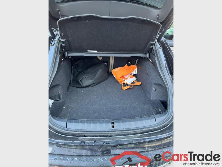 PORSCHE Taycan Sport Turismo Taycan Sport Turismo #4