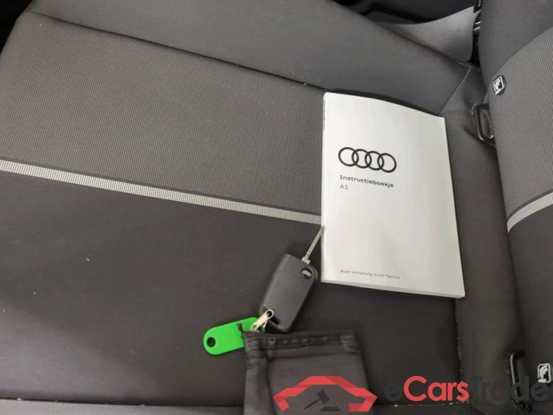 Audi A1 Sportback 30 TFSI S tronic Pro Line 5d #4