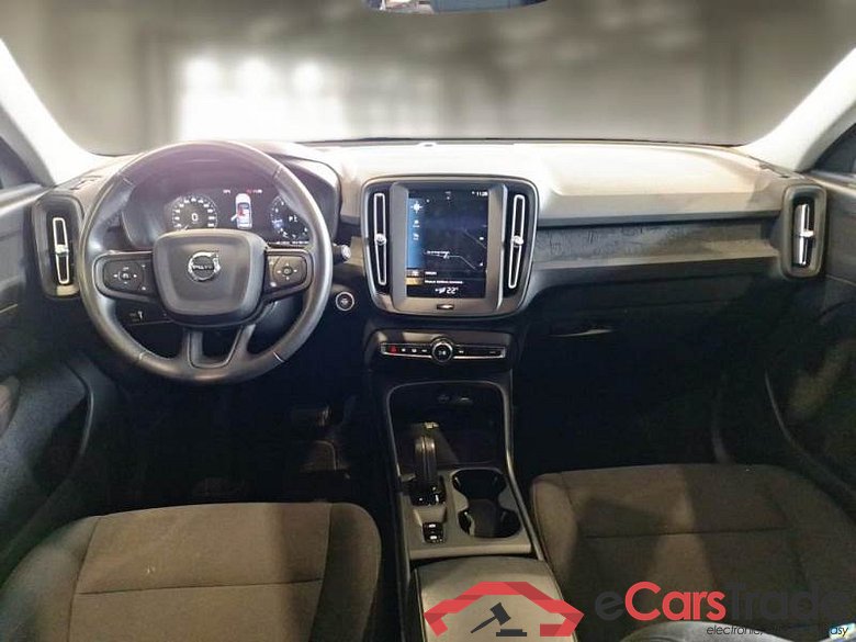 VOLVO XC40 / 2017 / 5P / SUV T2 AUTOMATICO MOMENTUM CORE #3