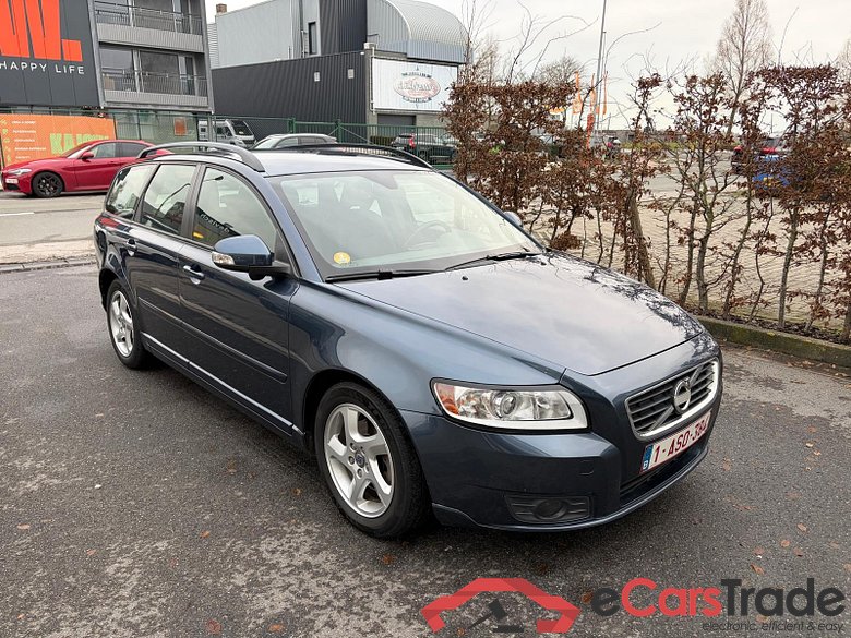 Volvo V50 1.6D Momentum 1/2 Leather Klima PDC ... #2