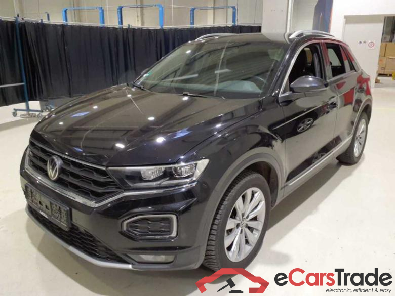 Volkswagen T-Roc (A11)(09.2017->2021) DE - SUV5 1.5 TSI EU6d, Sport OPF (EURO 6d), 2020 - 2022
