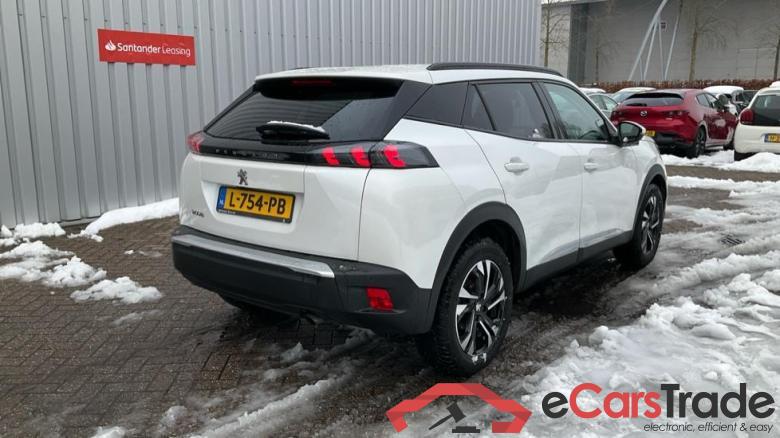 PEUGEOT 2008 1.2 puretech allure pack 75kW #5