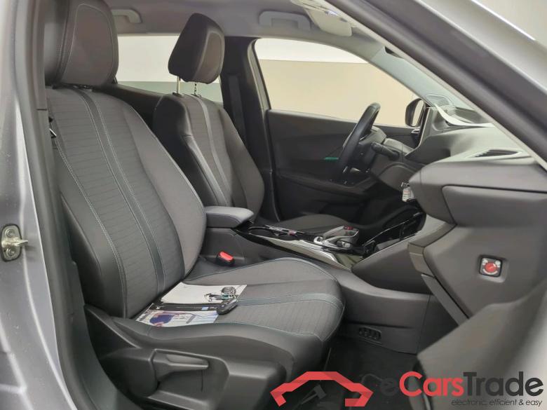 Peugeot e-2008 Allure Pack EV 50kWh 136 5d #3