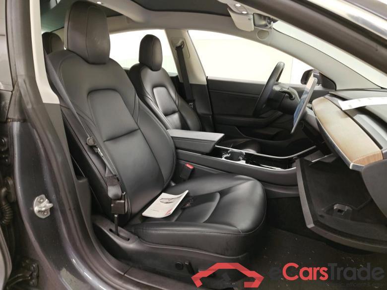 Tesla Model 3 Standard Range Plus RWD 4d #3