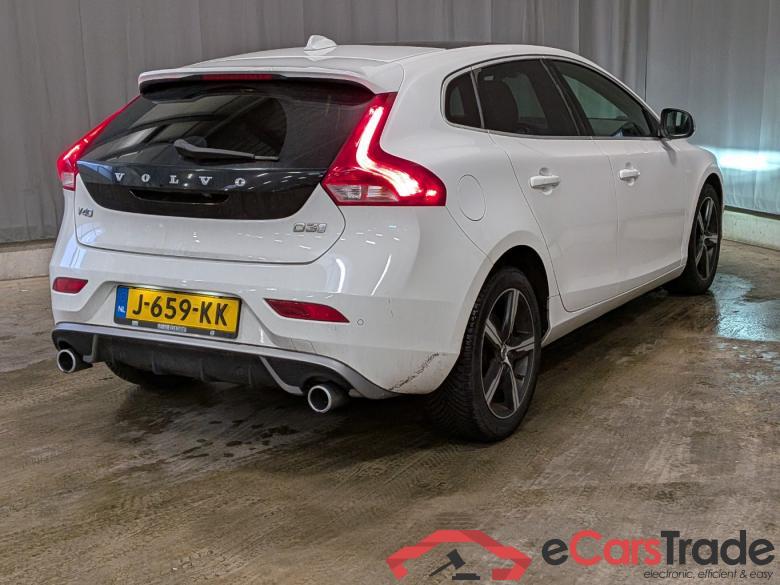 VOLVO V40 2.0 D3 Polar+ Sport #3