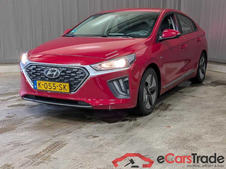 HYUNDAI IONIQ 1.6 GDi i-Motion +