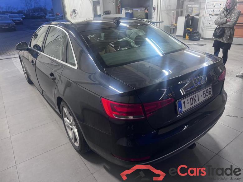 AUDI A4 2.0 TDi Design S tronic #4