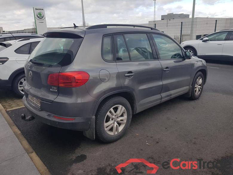 VOLKSWAGEN Tiguan Tiguan Trend & Fun 1.4 TSI BlueMotion Technology 92 kW (125 ch) 6 vitesses manuel #2