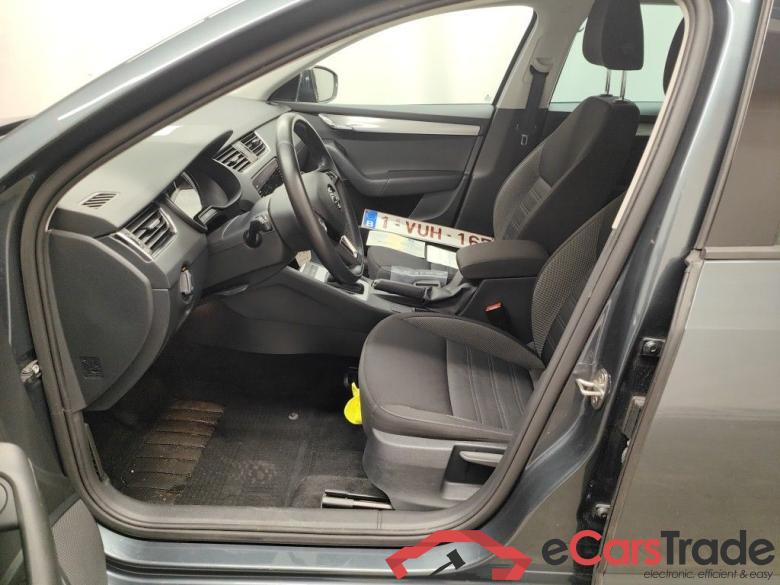 Skoda Octavia Combi 1.6 CRTDI GreenTec 85kW DSG7 Ambition 5d #3
