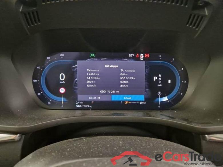 VOLVO XC60 / 2021 / 5P / SUV B4 D AUTOMATICO CORE #4