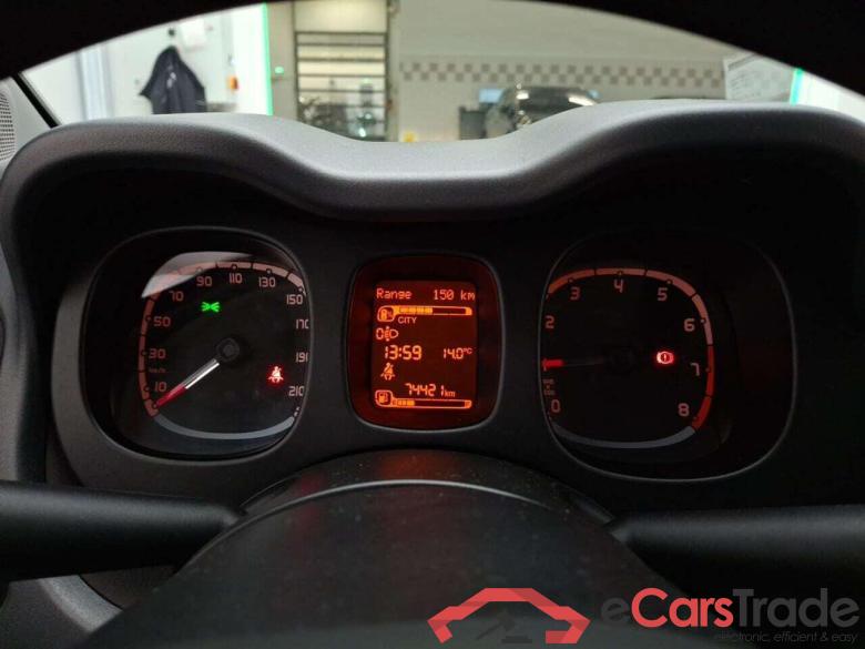 FIAT Panda 1.0 Hybrid City Life #4